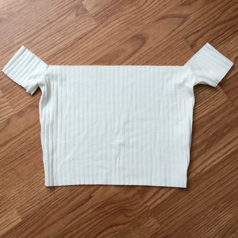 NEW Off the Shoulder crop